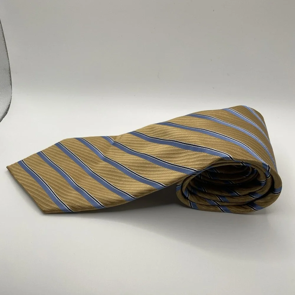 GEOFFREY BEAN LONG tie gold with blue stripes stain resistant fabric 59 X‎ 4